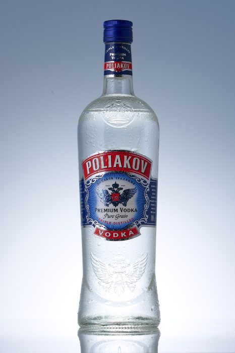 Packshot bouteille sur fond blanc
